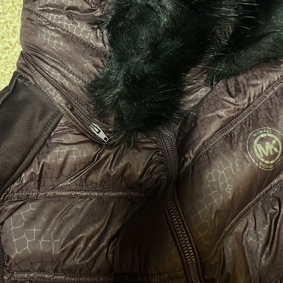 SALE!!!! Michael Kors hooded vest - Picture 7 of 7